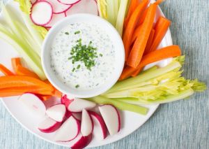 Motivation for a healthier life - vegies and dip.jpg
